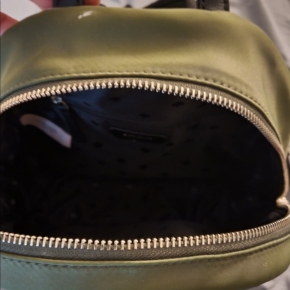 Kate Spade medium backpack - Picture 3 of 4